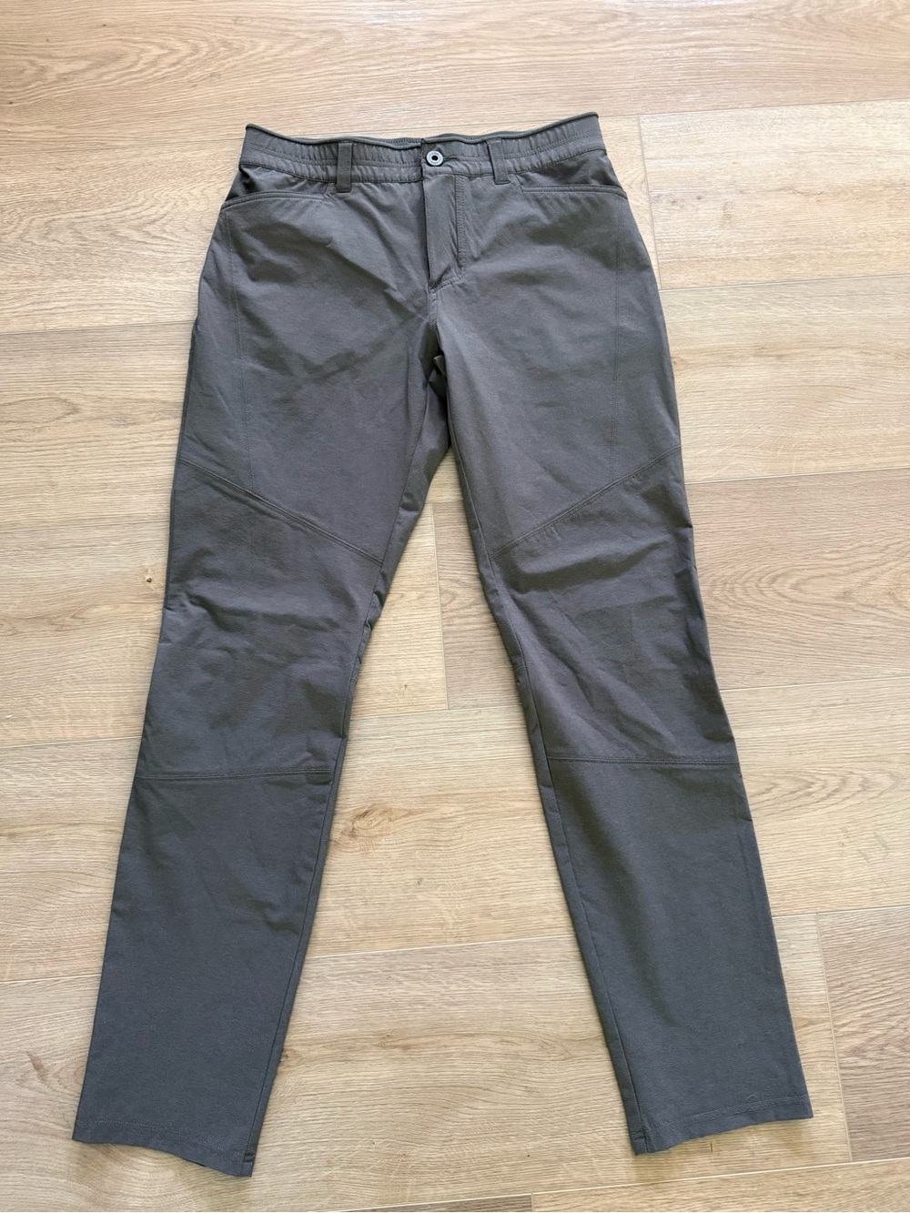 KÜHL Deceptr Tapered Performance Pants Mens 34x34 Olive gray